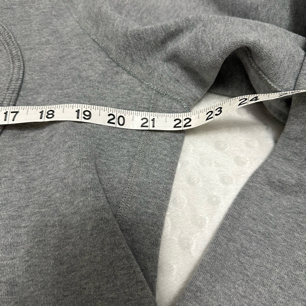 Lululemon Reversible Jacket - Picture 5 of 7